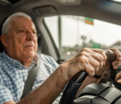 Conductor tercera edad