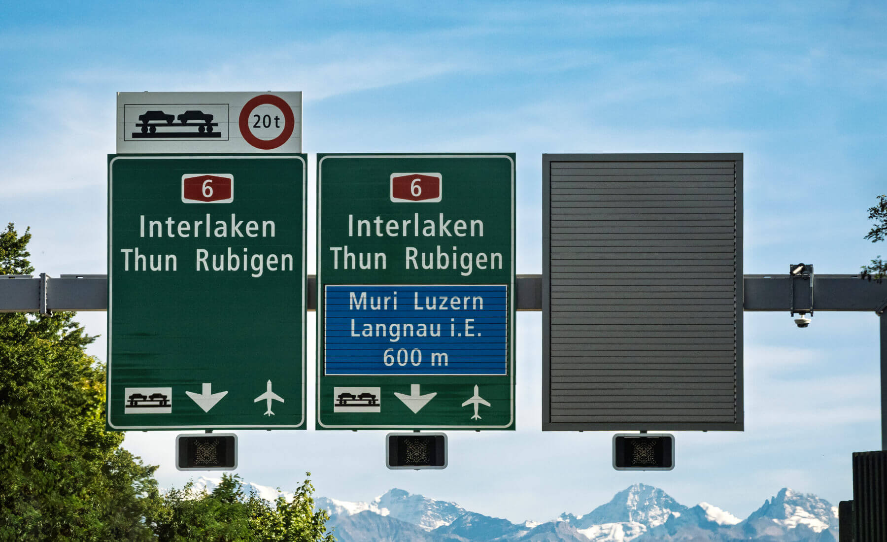 Señales de carretera azul de España