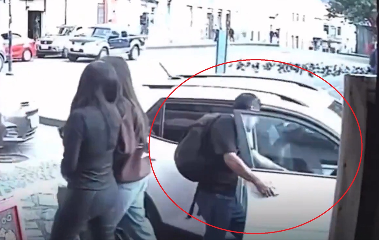 robo de coche puerta abierta