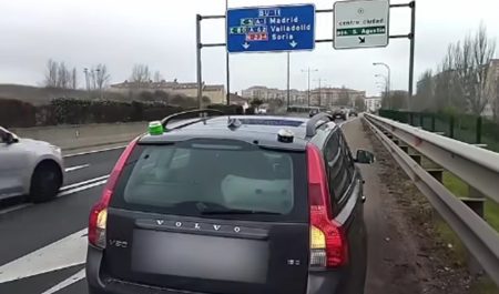 viral baliza de emergencia v-16 coche