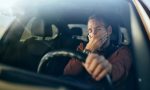 Conducir en ayunas: el riesgo invisible que preocupa a la DGT, ya que dispara la fatiga y aumenta los accidentes