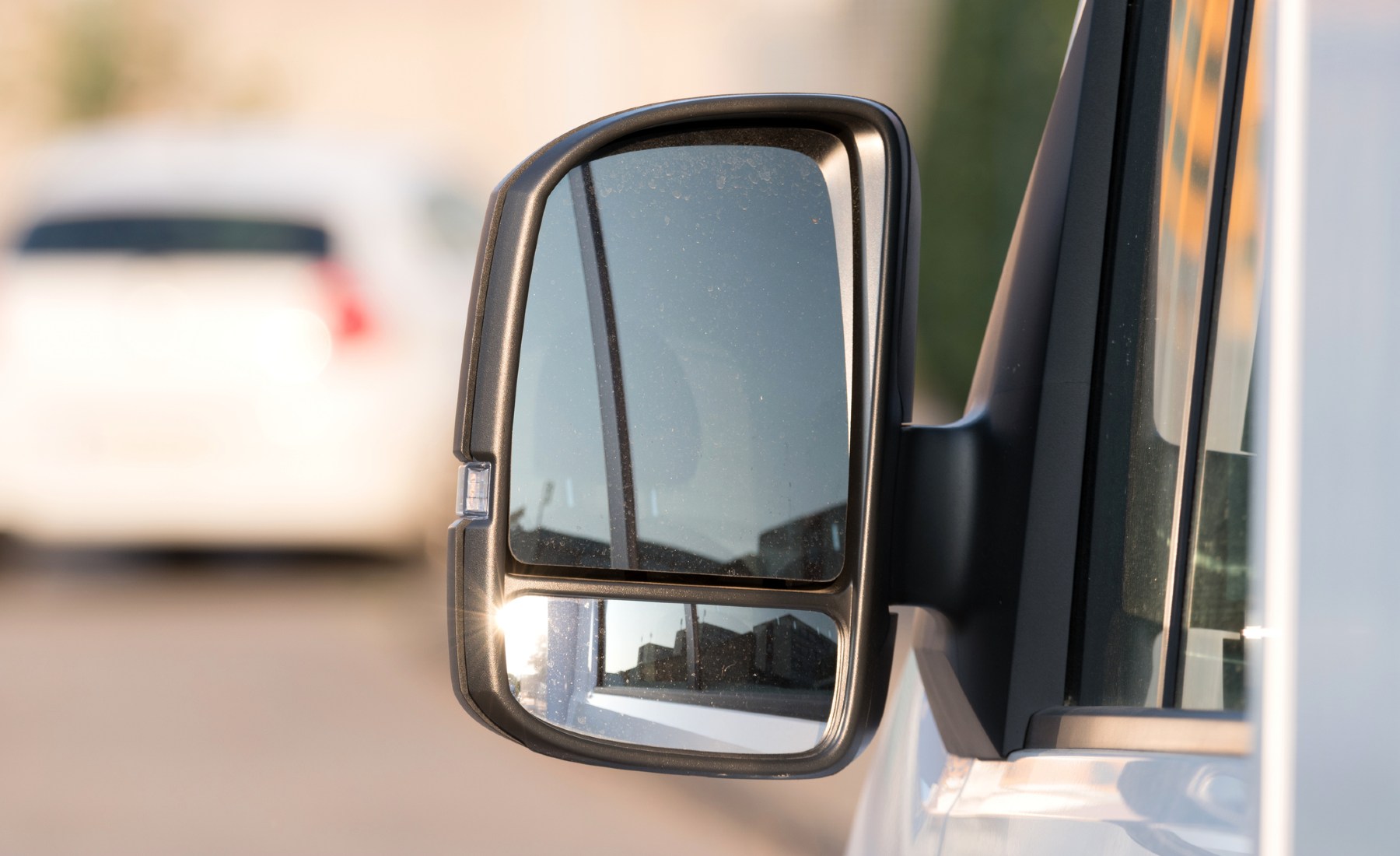 Espejo retrovisor izquierdo furgoneta