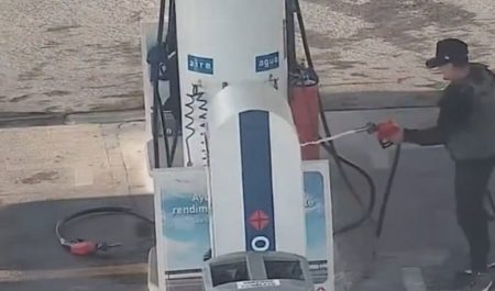 Gasolinera en llamas México