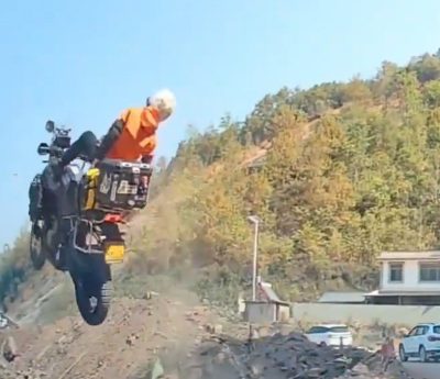 Motorista barranco China