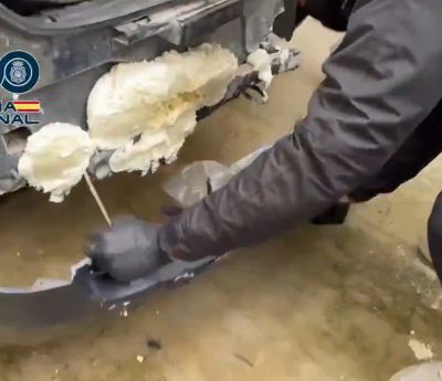 Policía incauta droga en coche