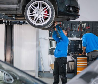 Reparación coche taller