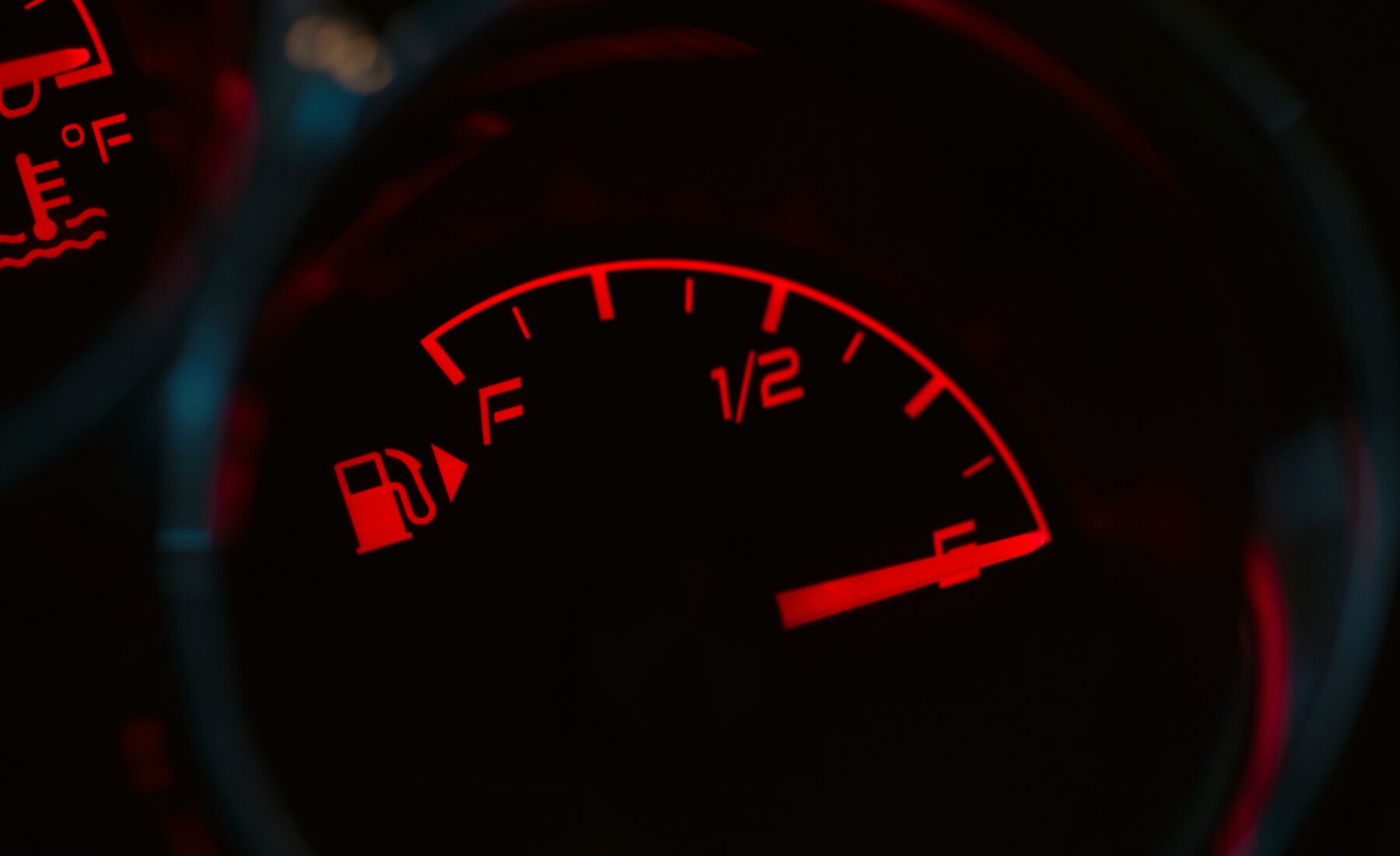 inventor flecha deposito coches