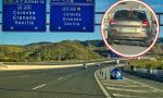Conduje desde Madrid hasta Sevilla y en el camino muchos coches tenían esta curiosa pegatina que nunca había visto: ¿qué significa?