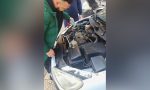 Echaron aceite de oliva virgen extra en el motor pensando que no pasaría nada… y la sorpresa fue mayúscula