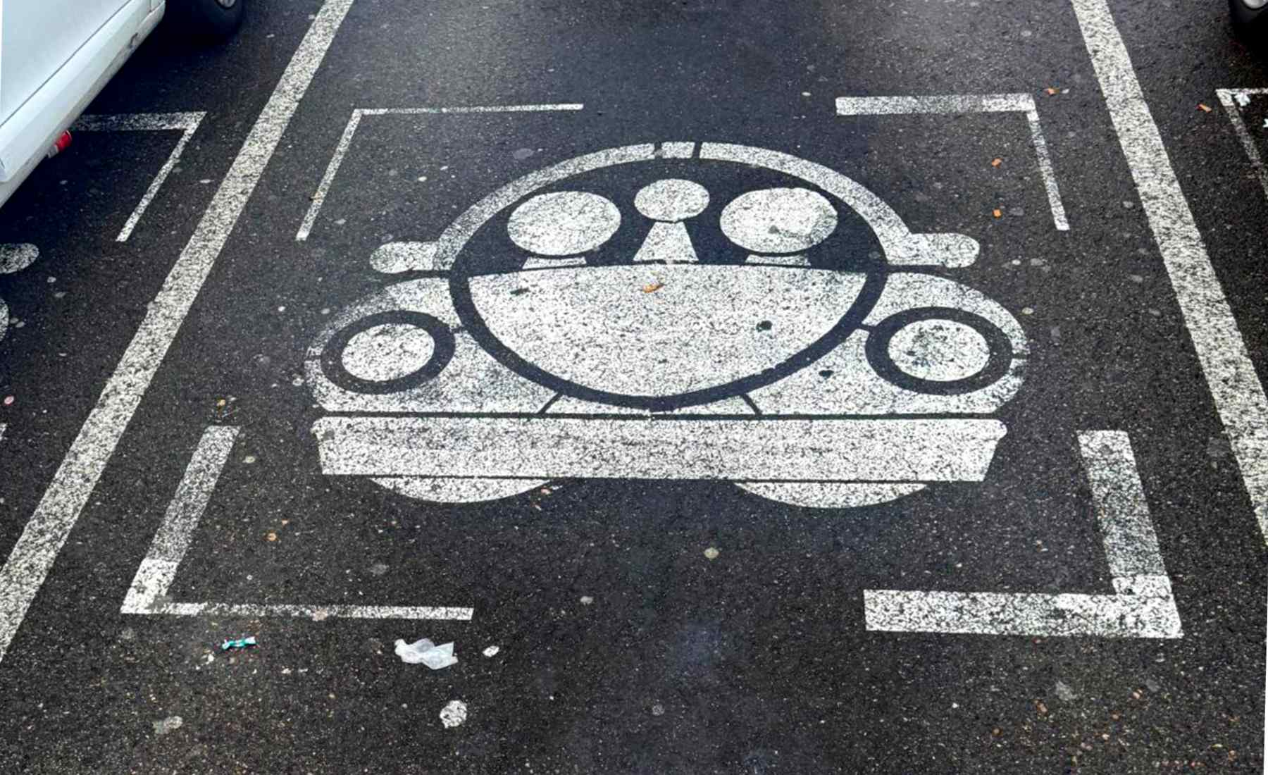 Parking exclusivo para familias 3