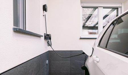 Carga coche eléctrico casa
