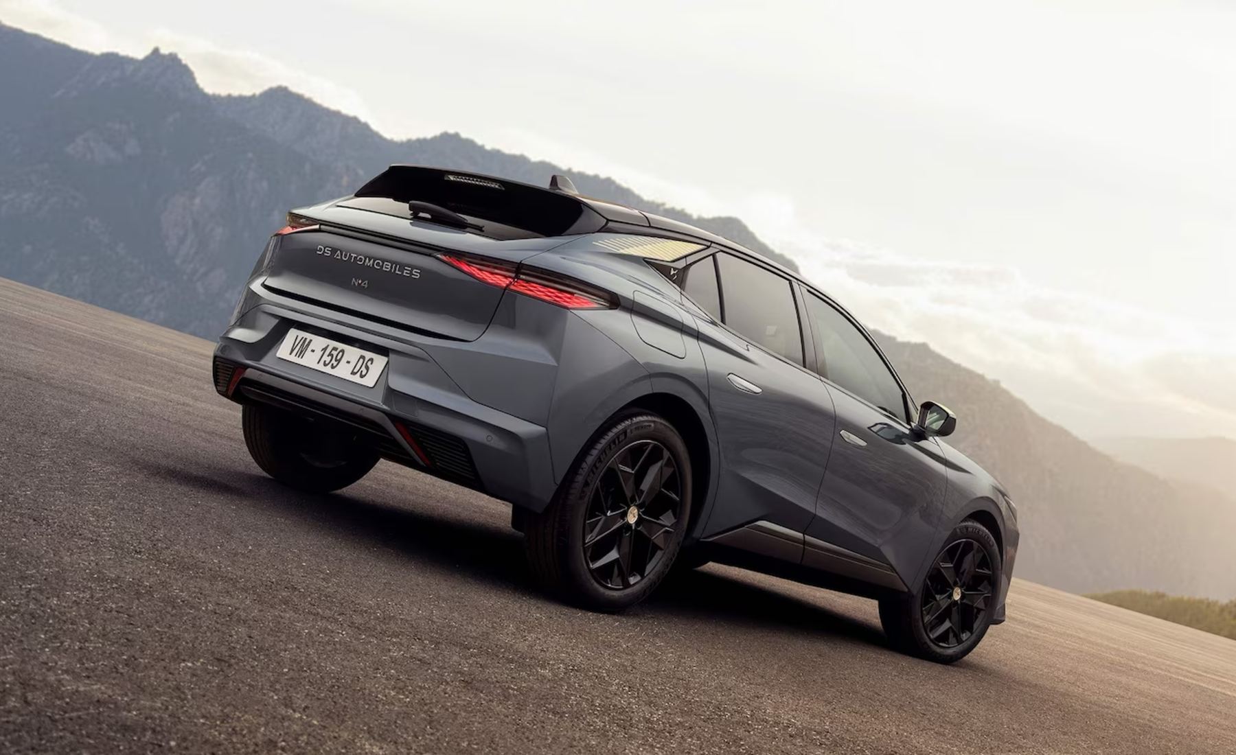 DS Nº4 Performance Line trasero