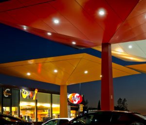 ¿Se quedarán sin gasolina las estaciones de servicio en España? El ‘escudo’ de Repsol ante la crisis de Ormuz