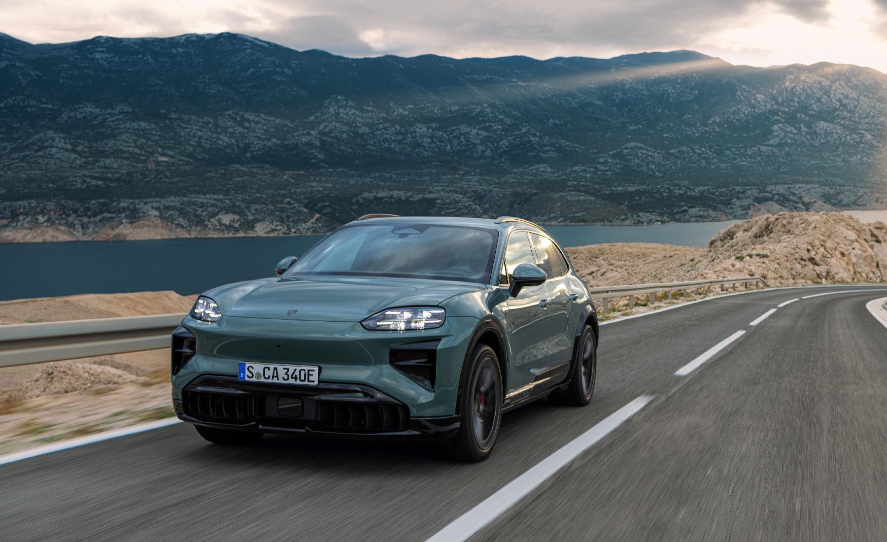 Porsche Cayenne Turbo Electric