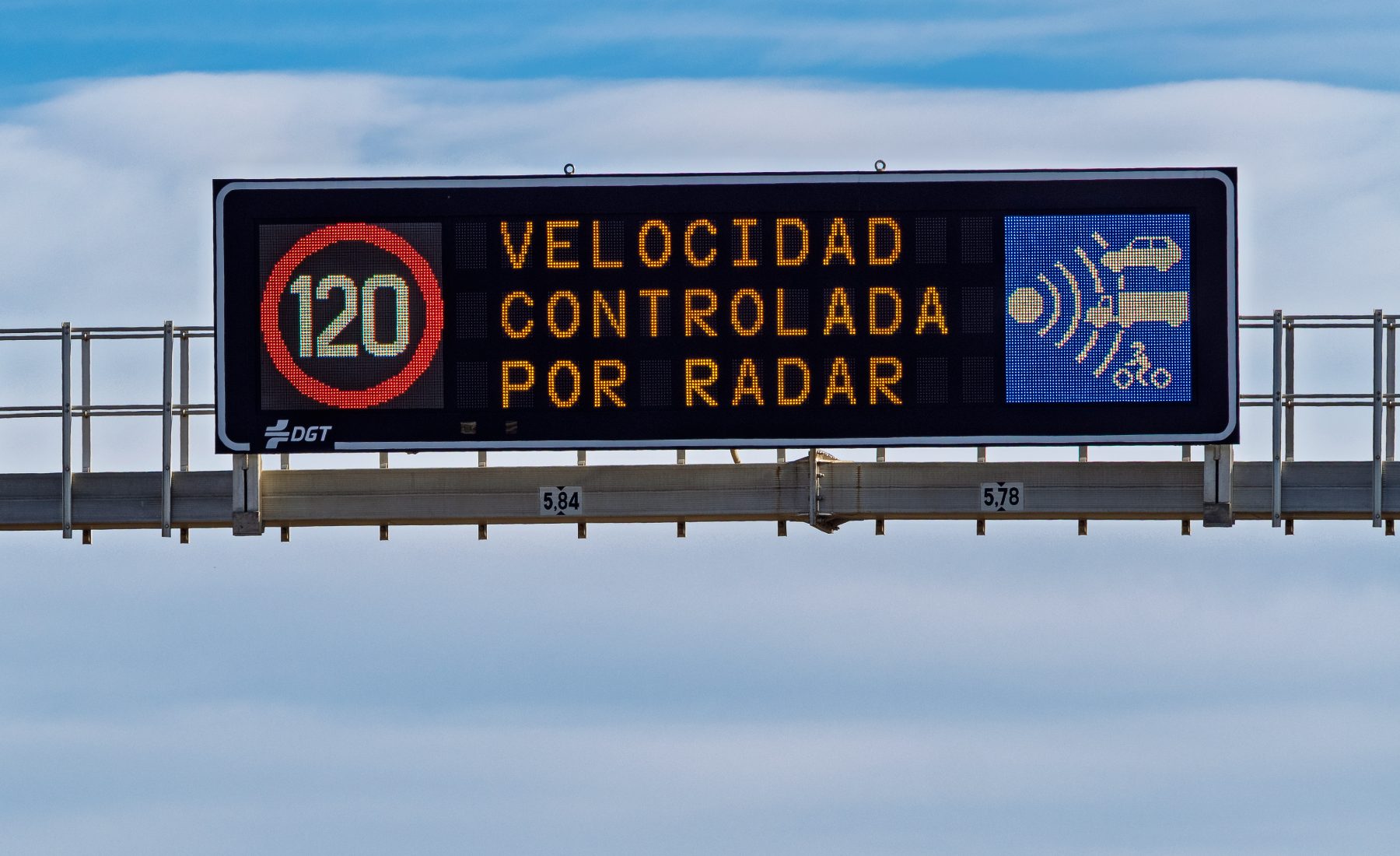 Radar velocidad autovía España