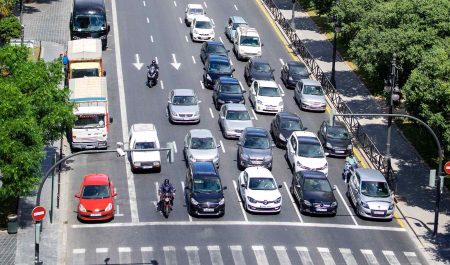 Semáforo en una calle de la ciudad de Valencia