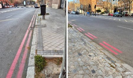 Señal líneas roja aparcamiento