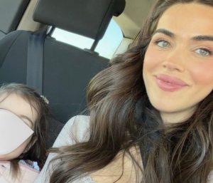 Violeta Mangriñán coche