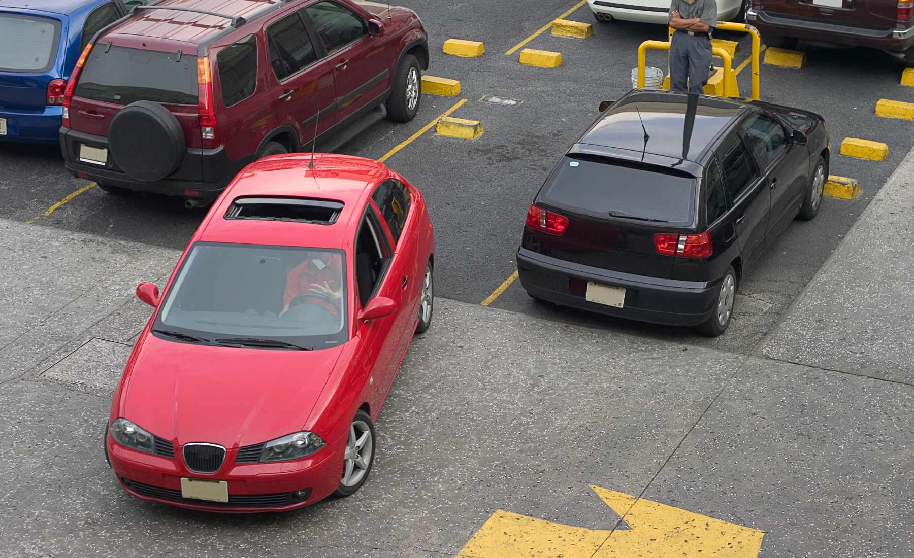 aparcar marcha atrás