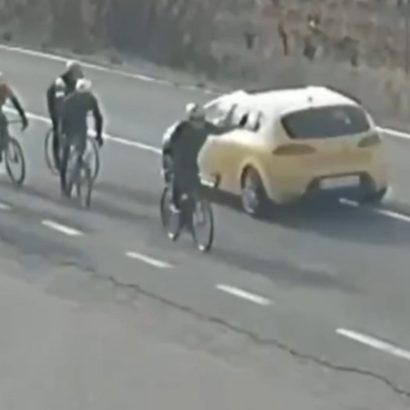 Investigado un conductor que puso en grave riesgo la vida de siete ciclistas: el vídeo es para verlo más de una vez