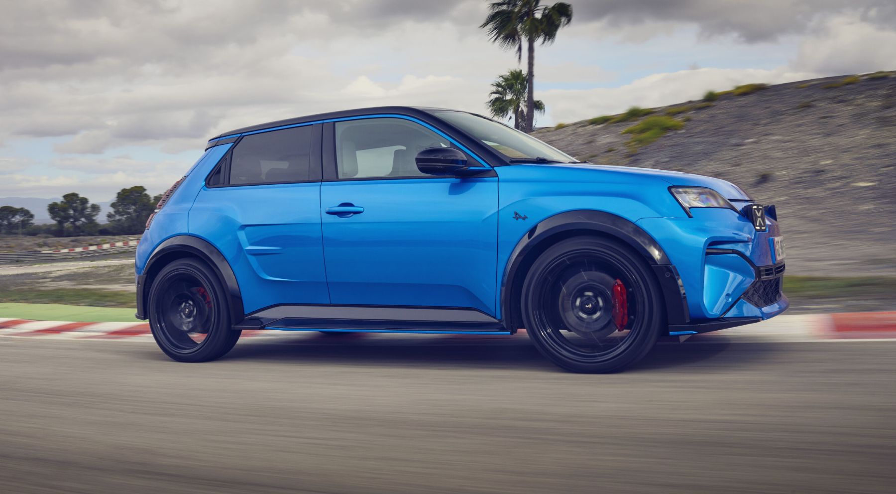 cuánto cuesta el coche más vendido de Alpine