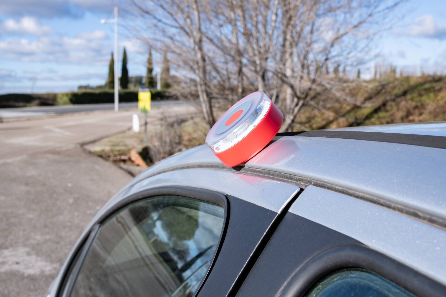 luz v-16 carretera multa