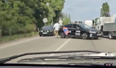 Cabify en plena carretera