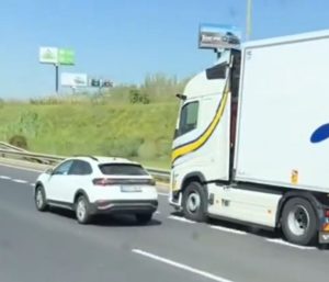 Camión carril de aceleración