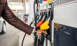 Ni 100 euros ni prohibido repostar: esta es la única sanción real que un conductor puede recibir al poner gasolina