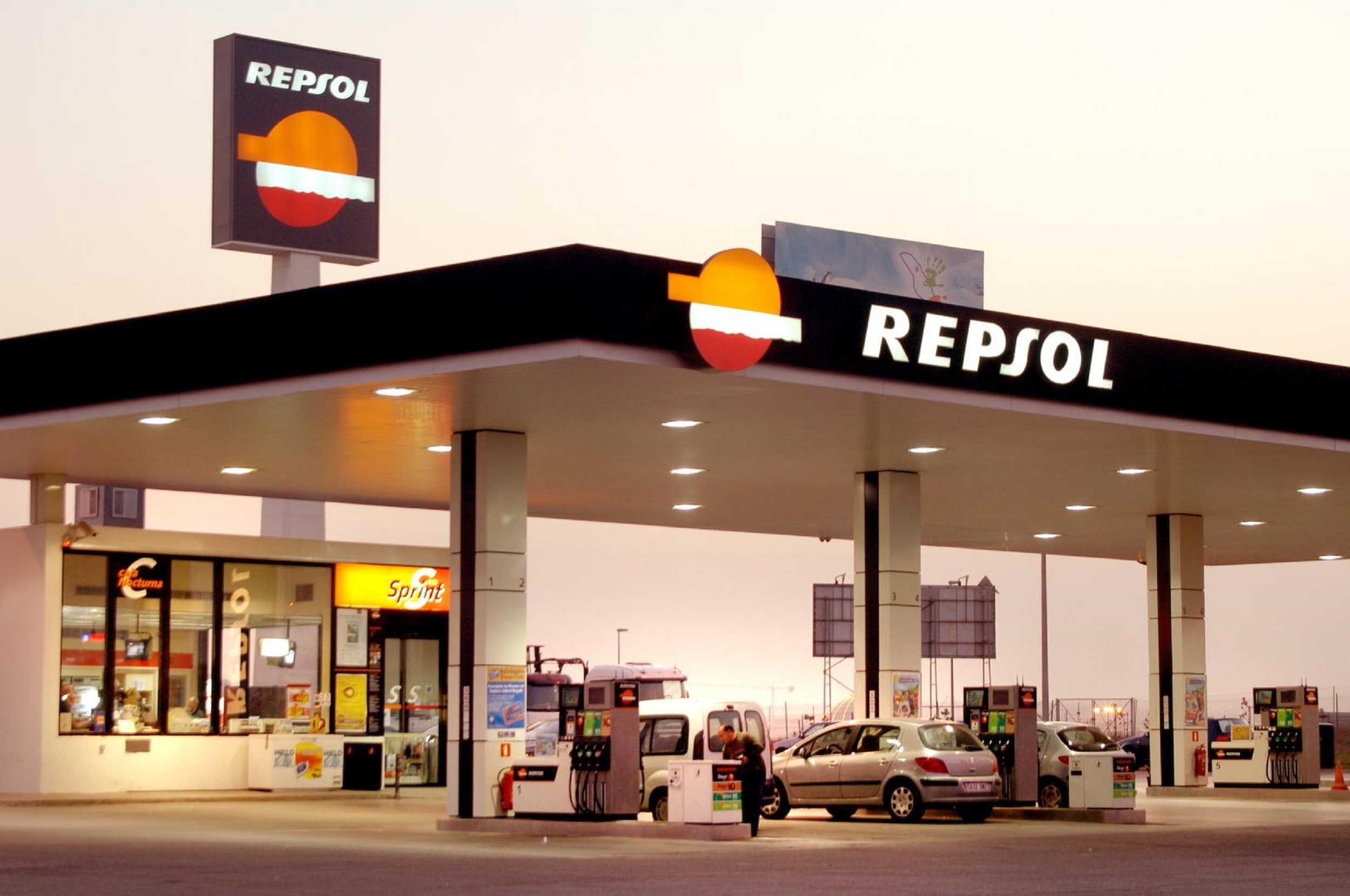 Estación de servicio Repsol