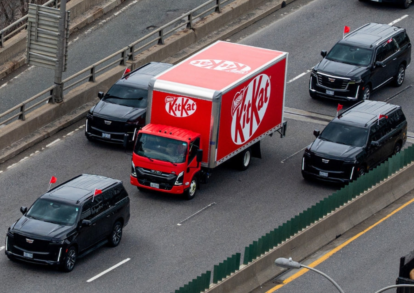 KitKat camión