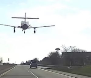 aterrizaje autopista