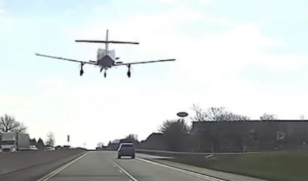 aterrizaje autopista