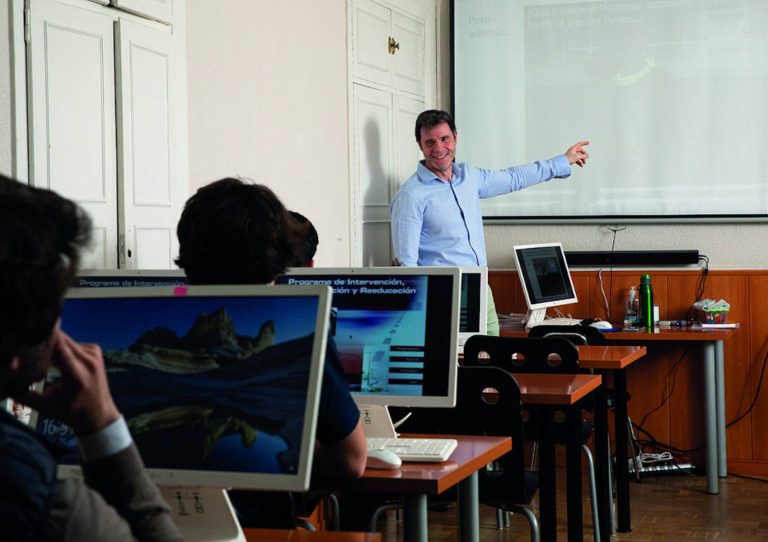 autoescuela dgt carreteras secundarias