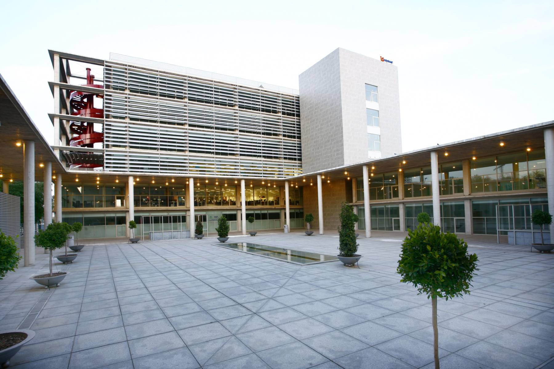 asegurar un estacionamiento meticuloso