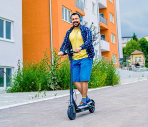 patinete auriculares dgt