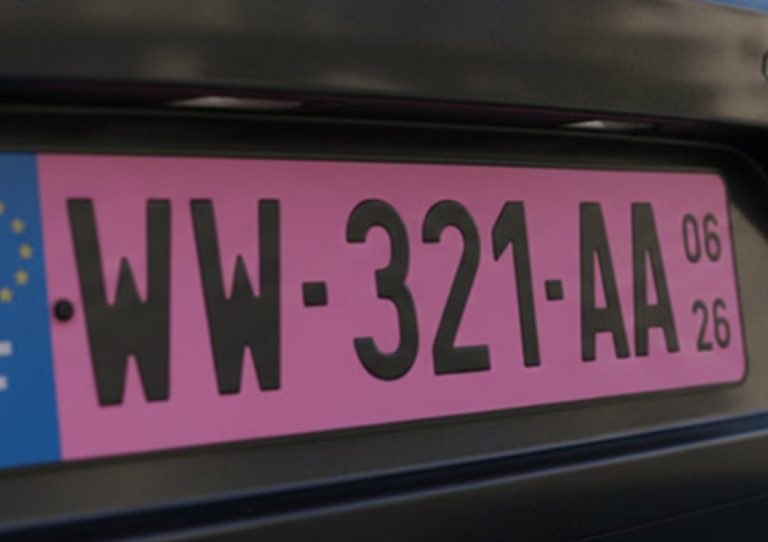 placa matricula rosa