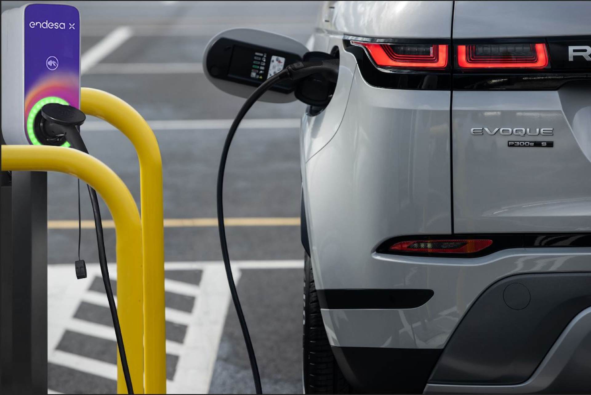 recargar coche eléctrico gratis España 2026