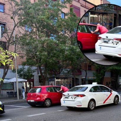 He visto esta escena que dejó a todos paralizados: un taxista detuvo el tráfico y se bajó de su coche para hacer esto. ¿Qué multa puede recibir?