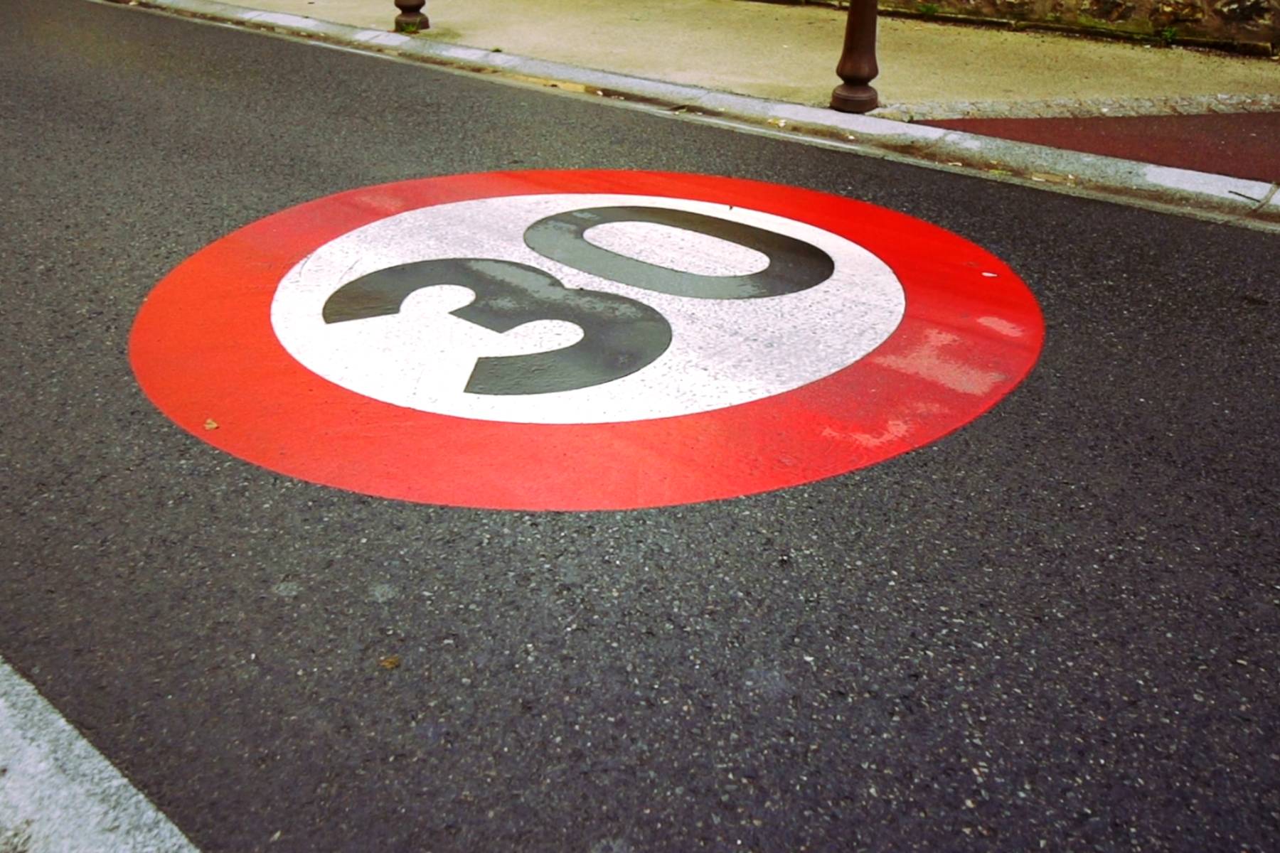 30 km/h ciudad