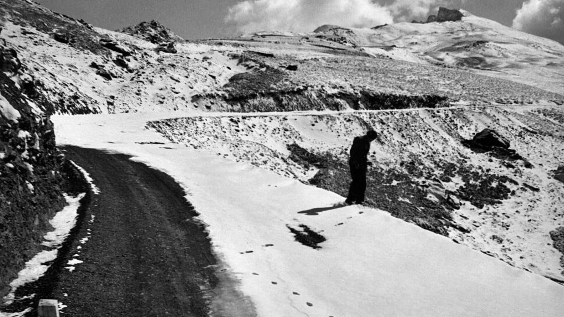 Carretera Sierra Nevada.