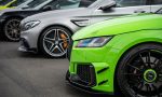 ¿Qué significan las pegatinas más comunes en los coches tuneados?