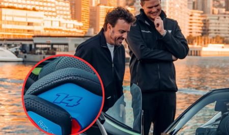Fernando Alonso sillita Pagani