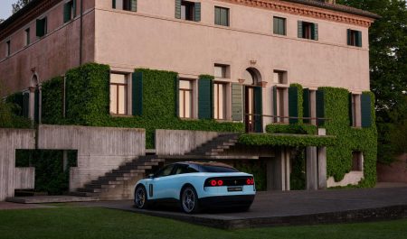 Ferrari Luce