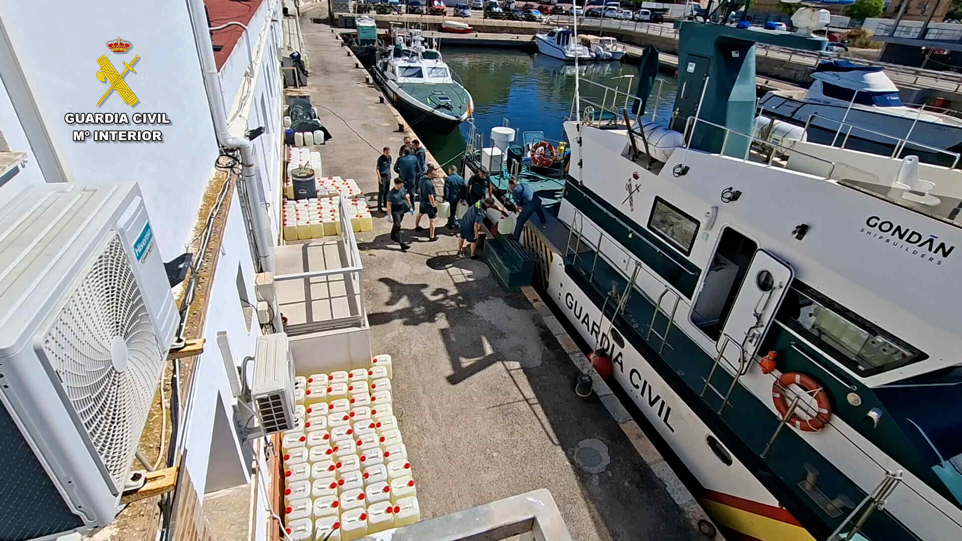 Garrafas Guardia Civil