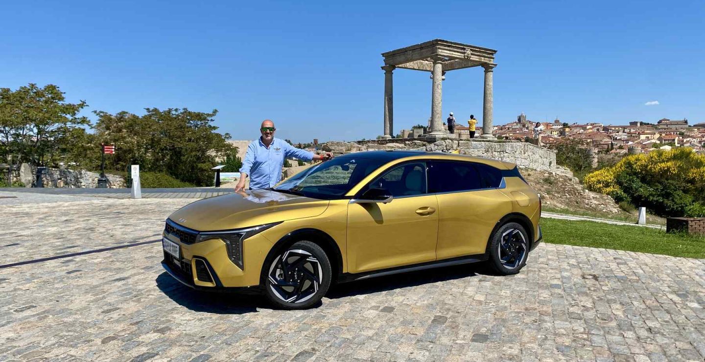 Kia K4