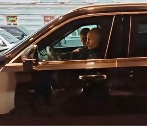 Vladimir Putin Aurus Komendant SUV