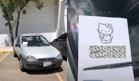 cartel hello kitty coche