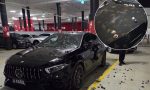 La foto de la polémica: si dejo mi coche aparcado en un centro comercial y lo roban o lo dañan: ¿quién se hace cargo? ¿Pagan ellos?