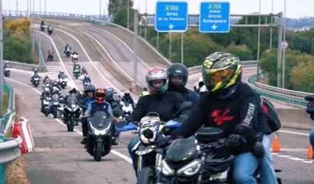 Decenas de morotistas en los alrededores del circuito de Jerez.